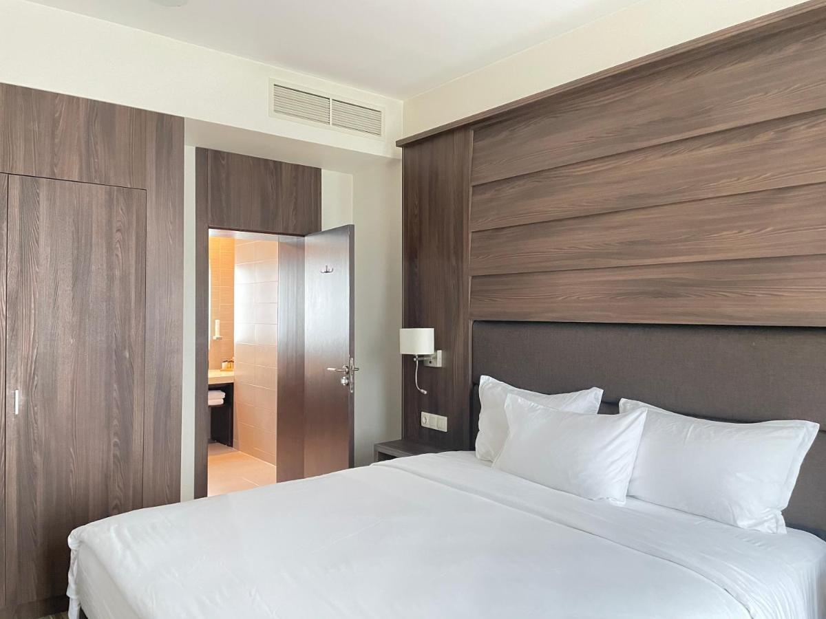 Airport Apartment & Office Sofia Esterno foto